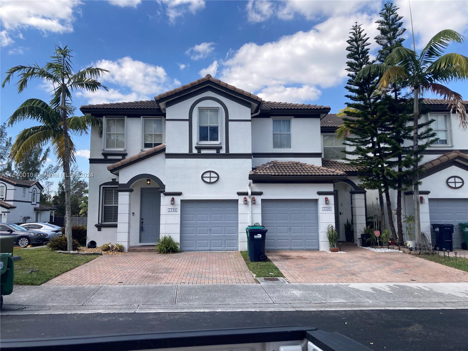 7718 NW 116th Ave # 7718