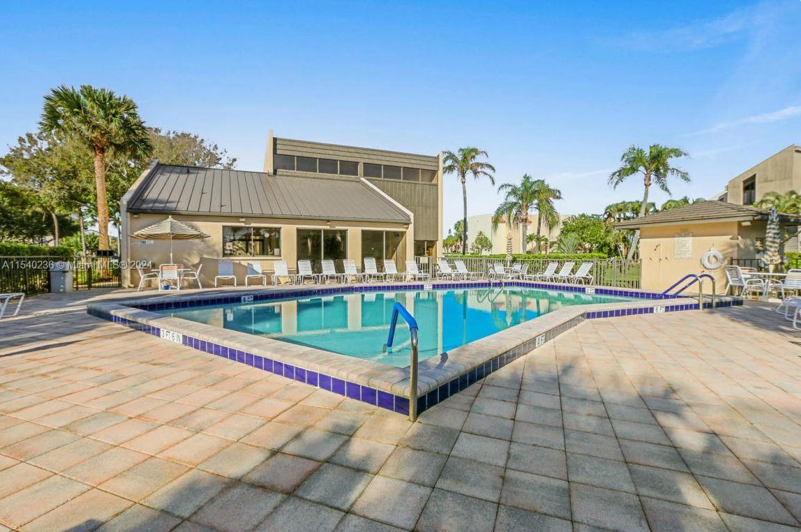 1605 S US Highway 1 # 10H