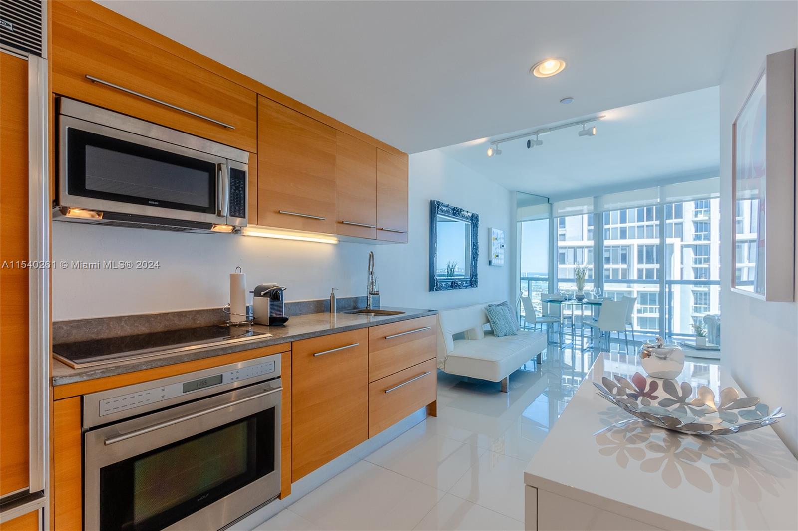 495 Brickell Ave # 5408