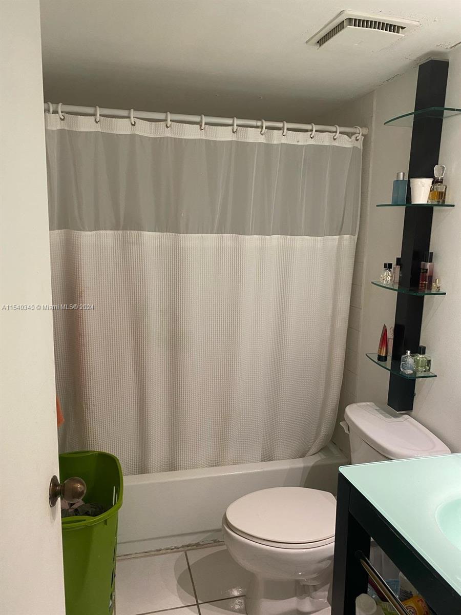 101 Ocean Lane Dr # 302