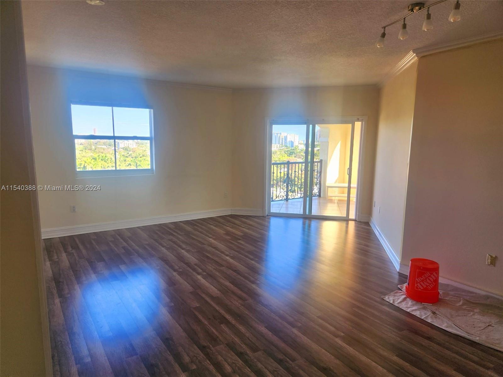 1627 SW 37th Ave # 707