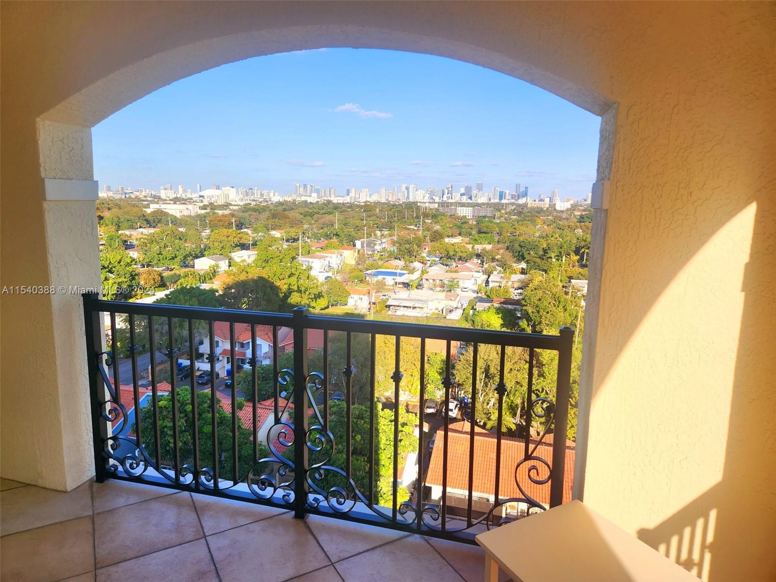 1627 SW 37th Ave # 707