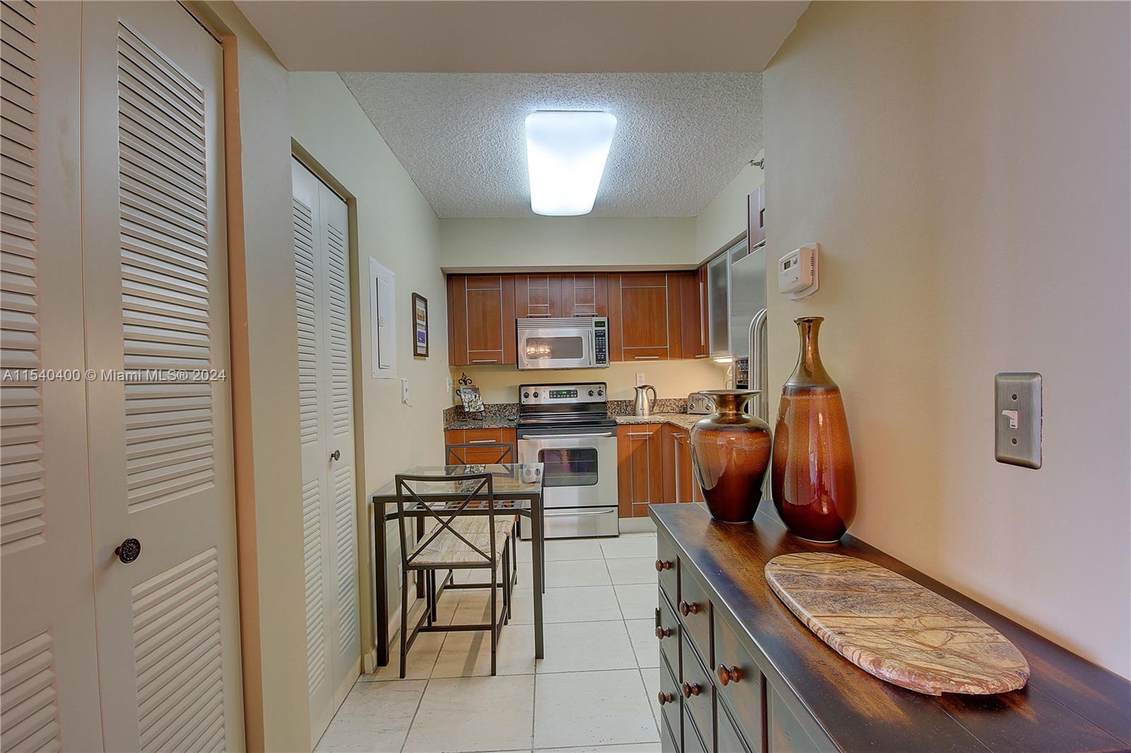 3300 NE 191st St # 1011