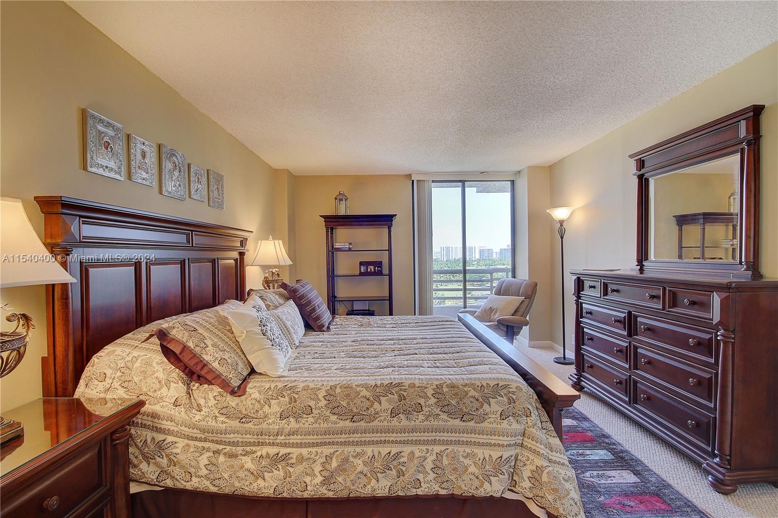 3300 NE 191st St # 1011