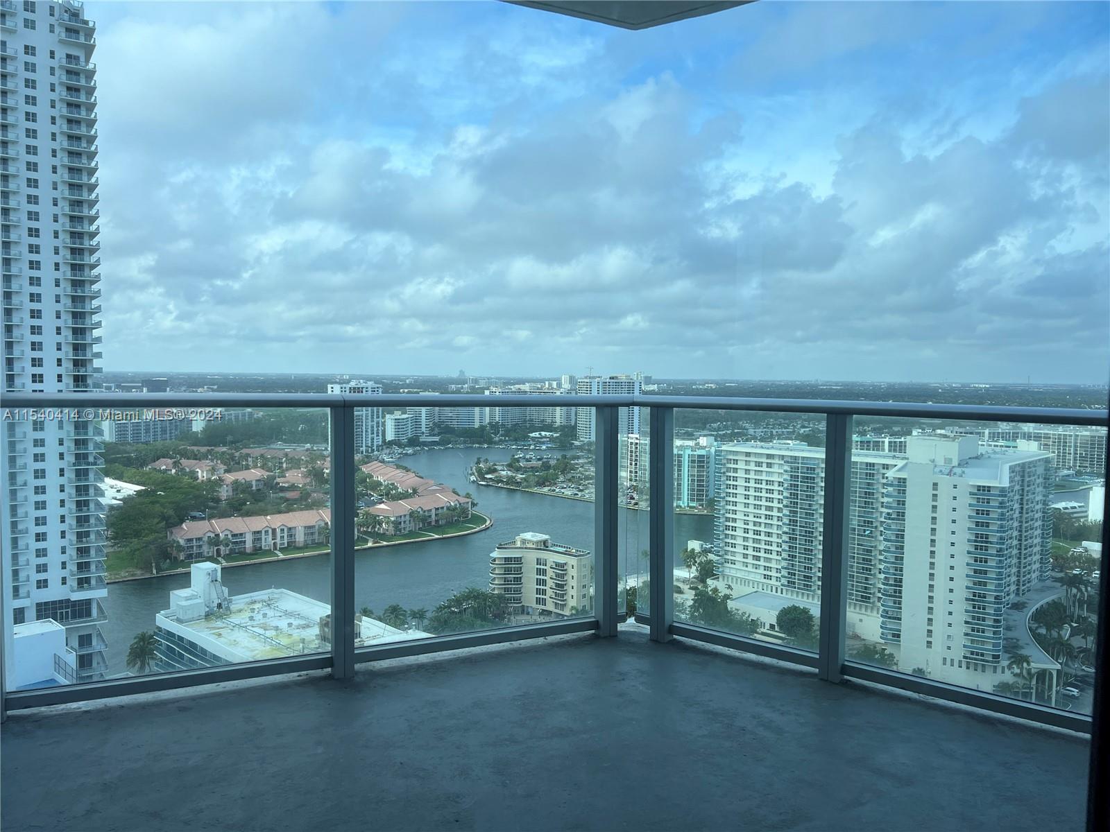 4111 S Ocean Dr # 2112