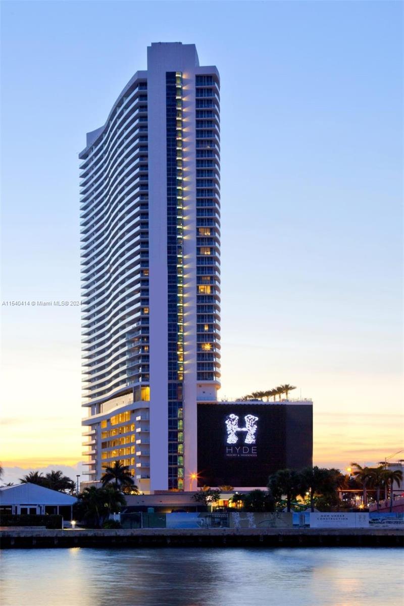 4111 S Ocean Dr # 2112