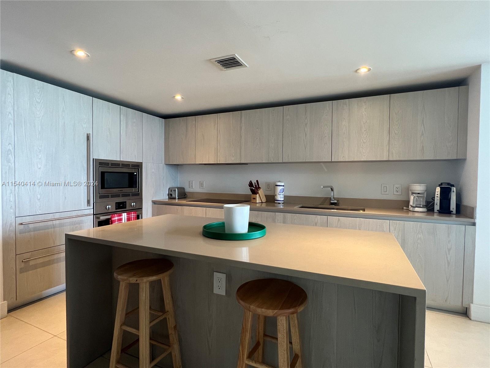 4111 S Ocean Dr # 2112