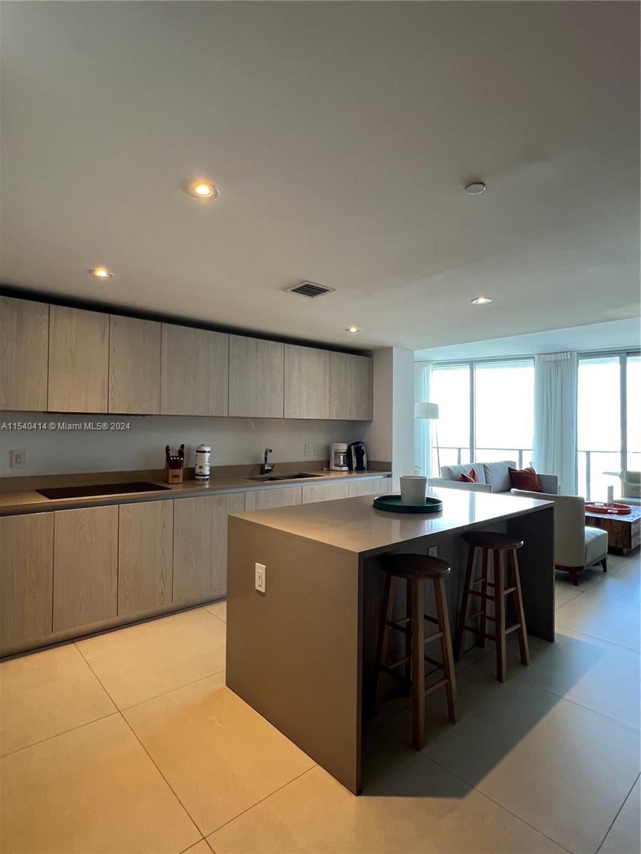 4111 S Ocean Dr # 2112