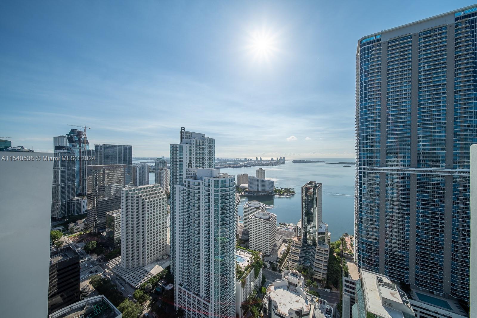 1010 Brickell Ave # 2501