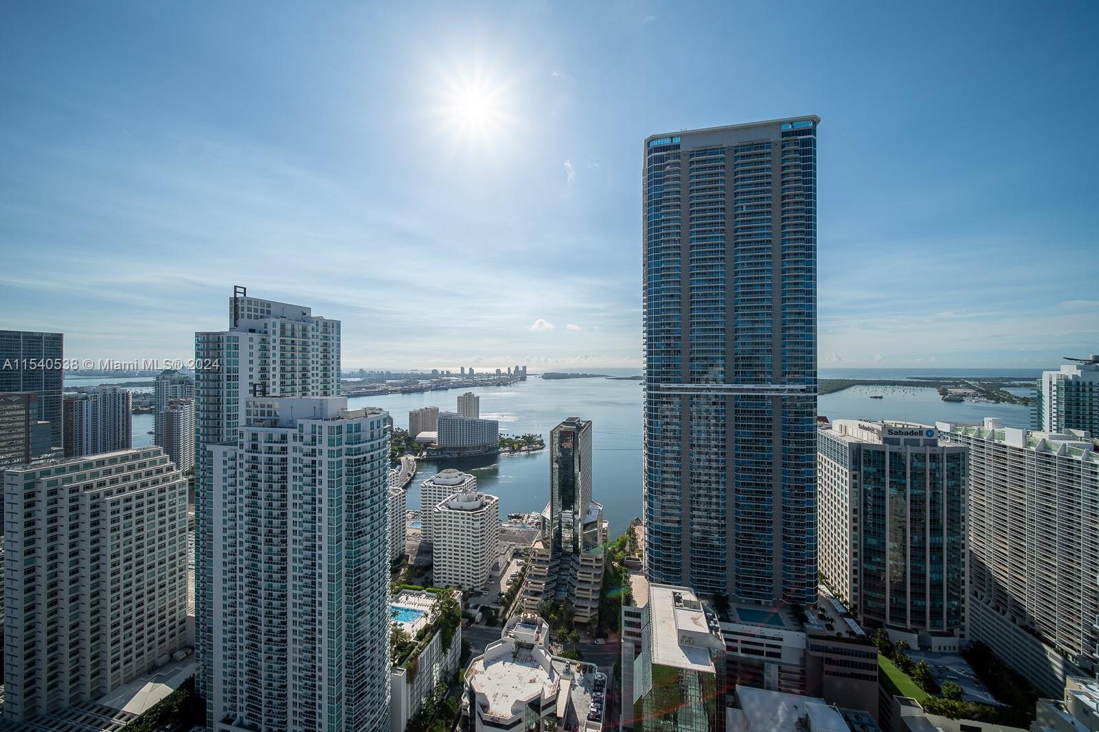 1010 Brickell Ave # 2501