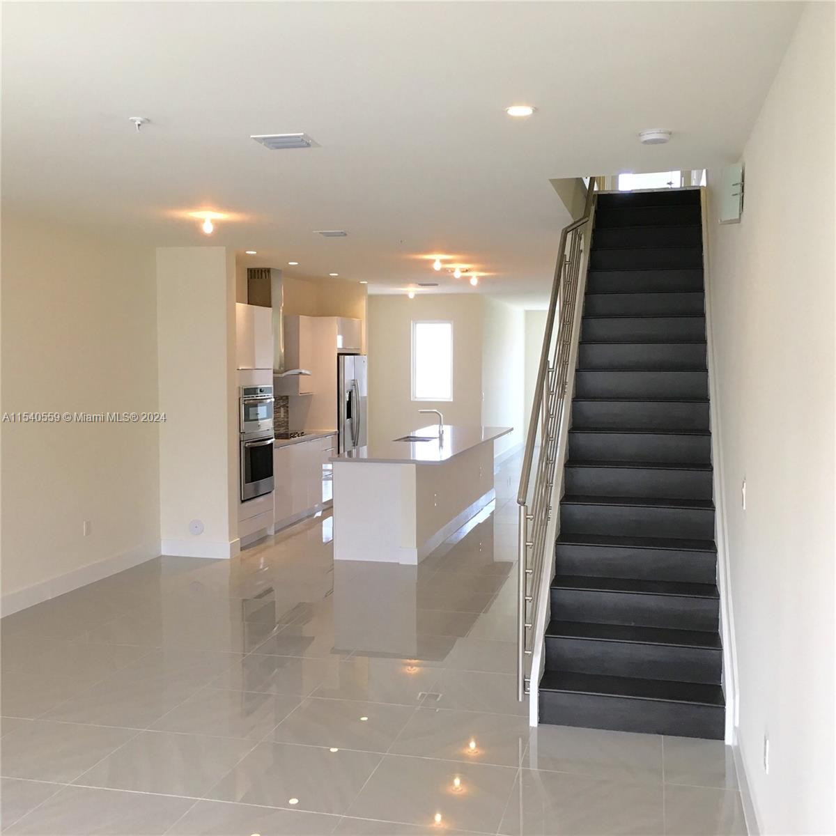 10280 NW 63rd Ter # 202