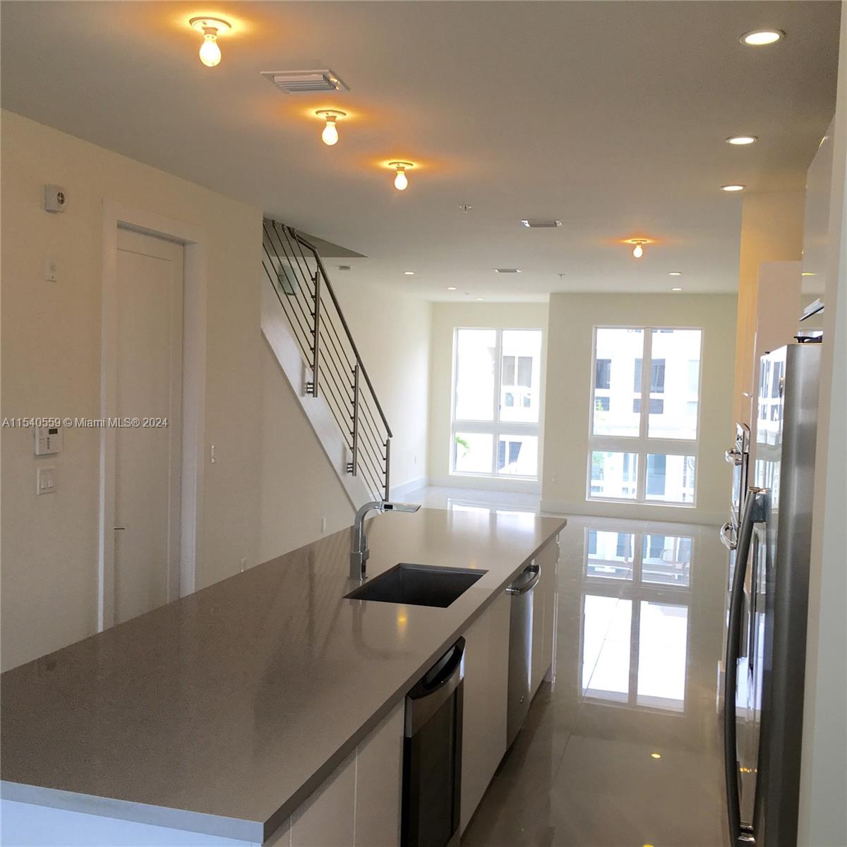 10280 NW 63rd Ter # 202