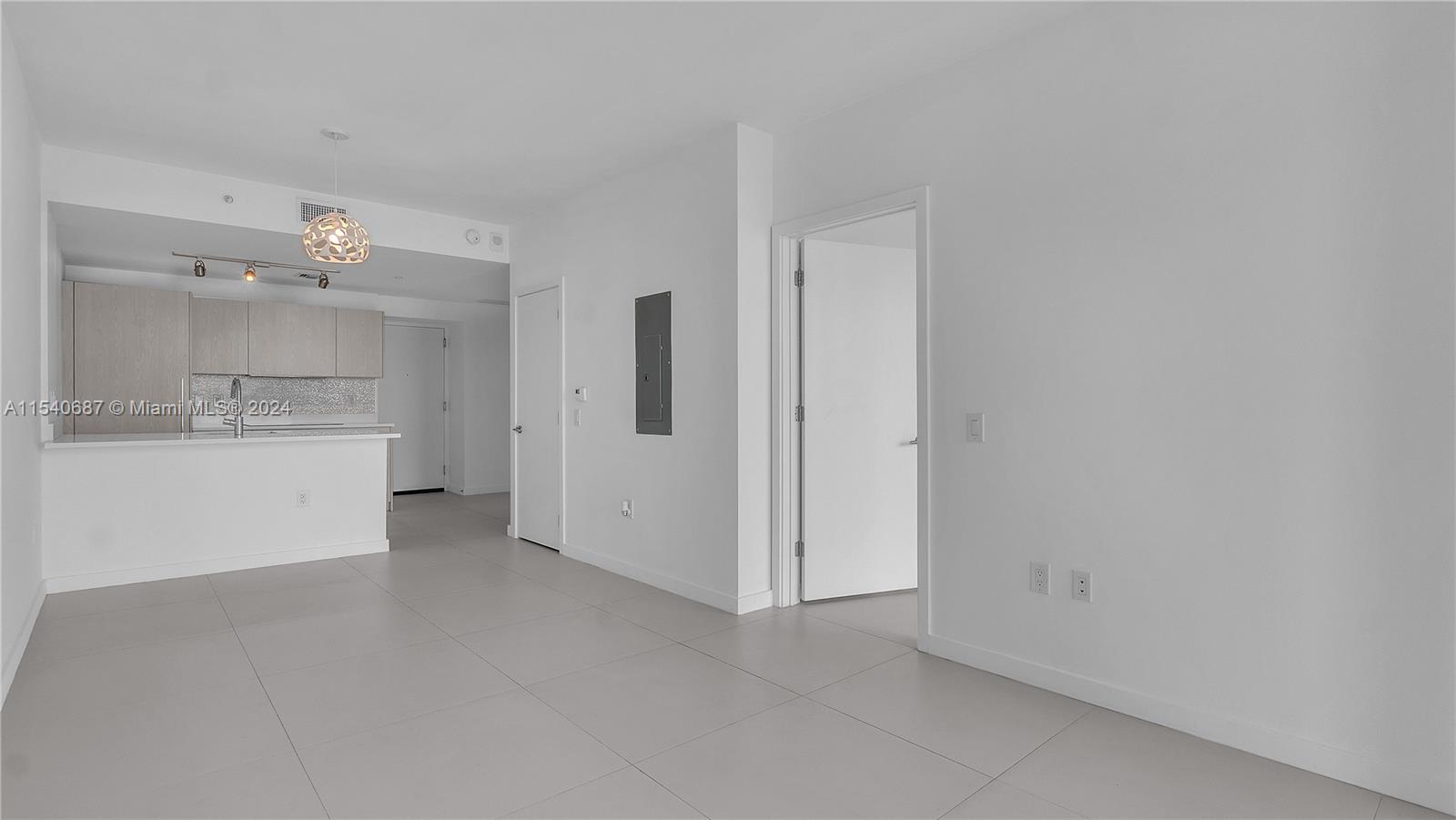 501 NE 31st St # 1704