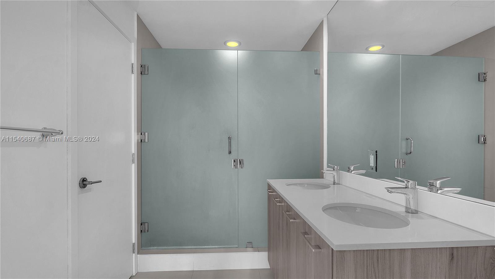 501 NE 31st St # 1704