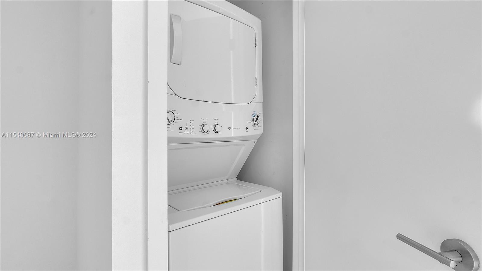 501 NE 31st St # 1704