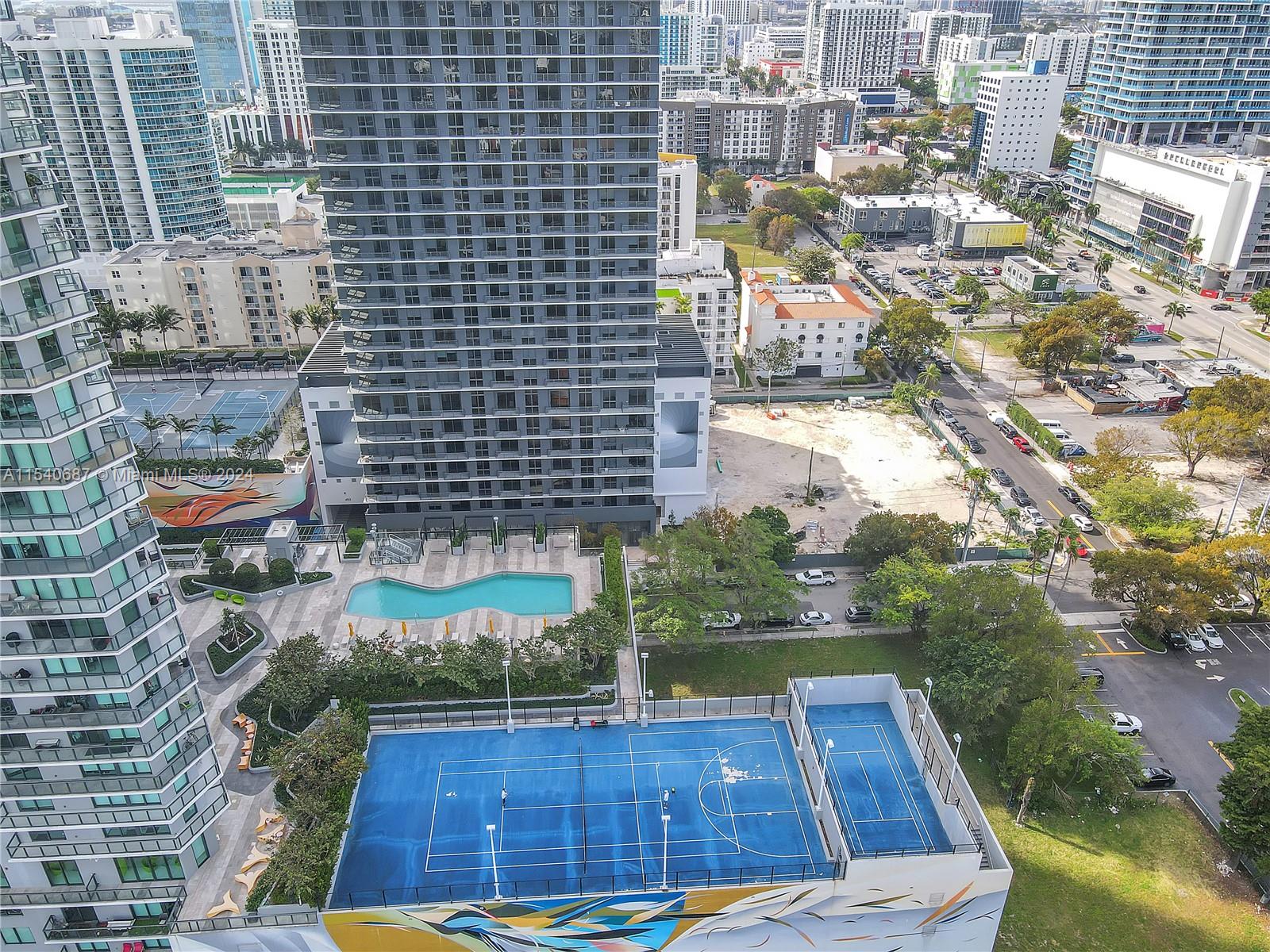 501 NE 31st St # 1704