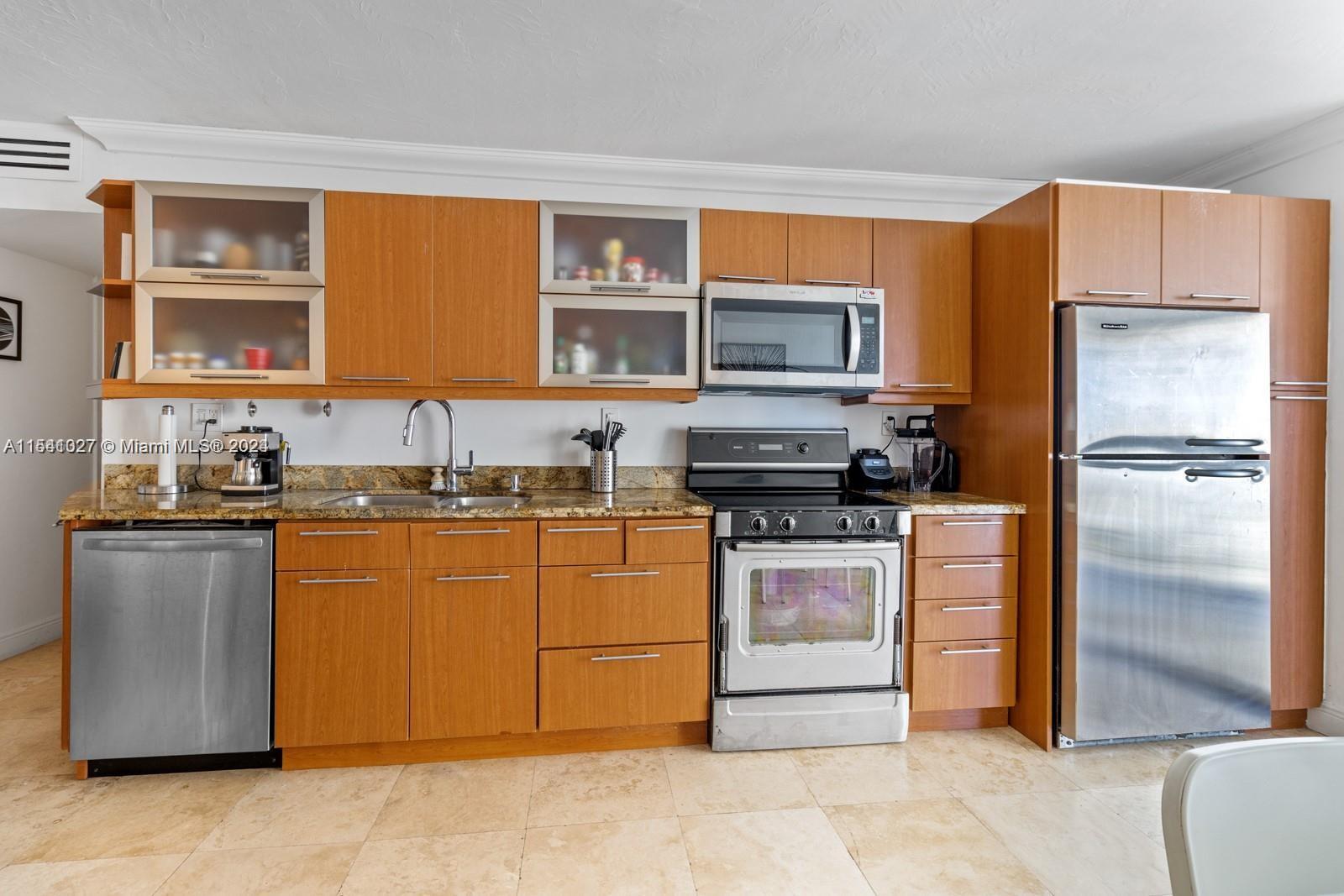 145 SE 25th Rd # 804