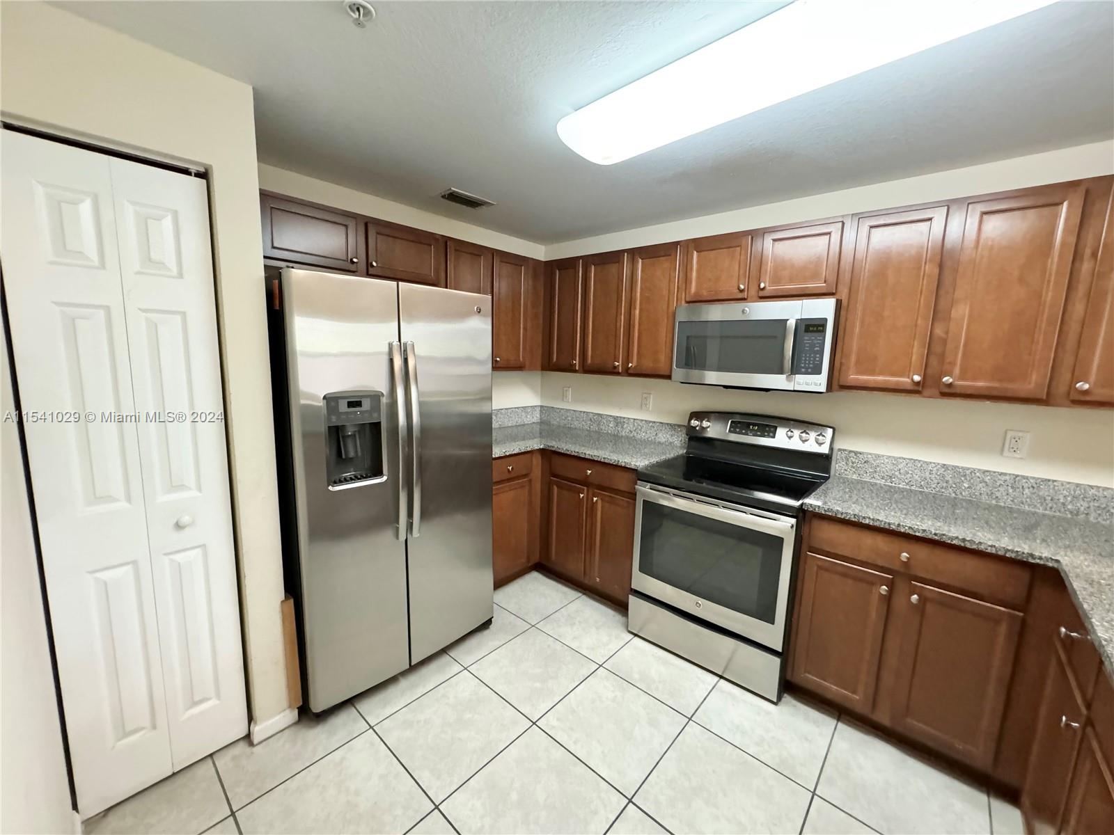 8740 NW 97th Ave # 105