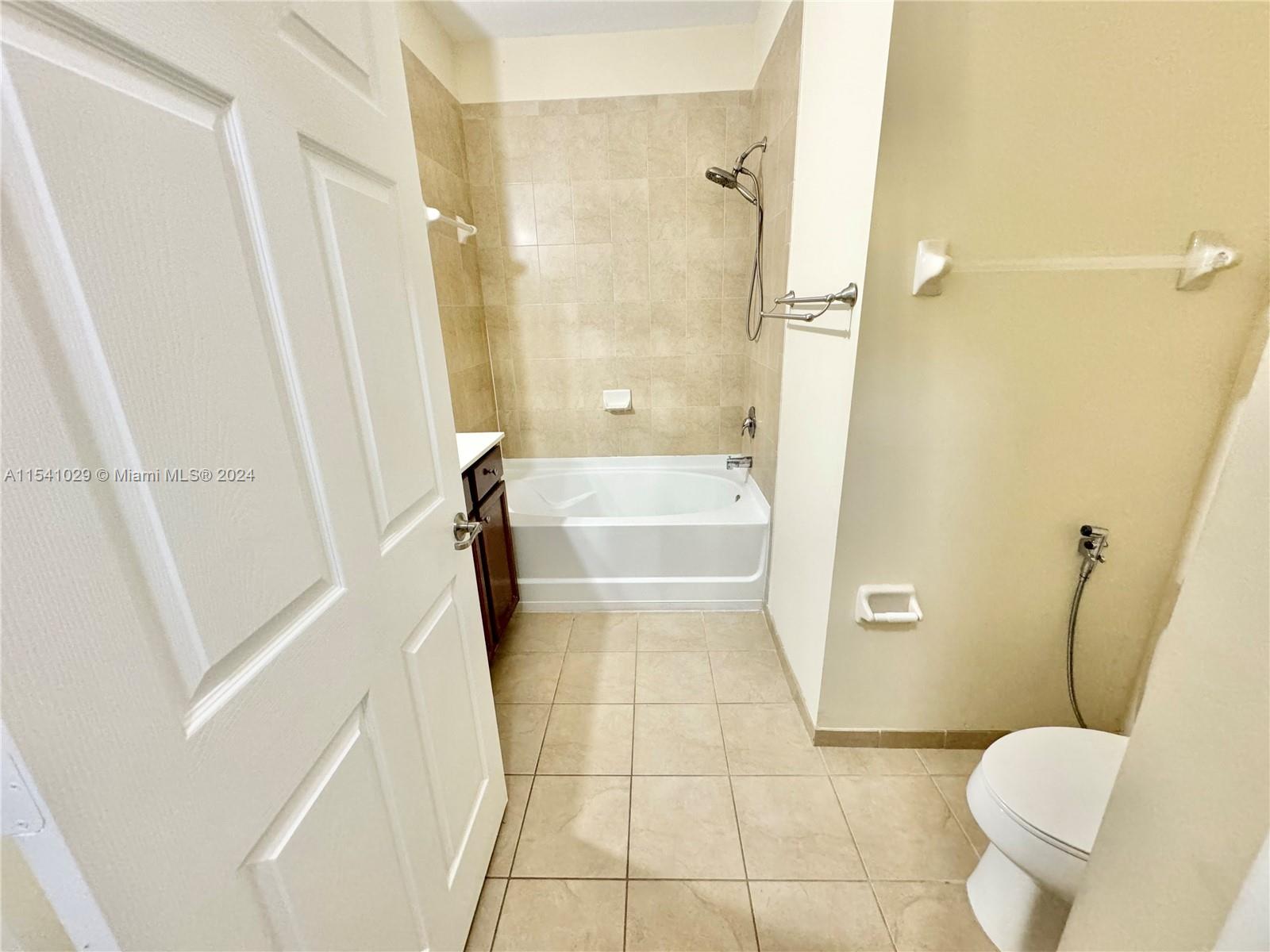 8740 NW 97th Ave # 105