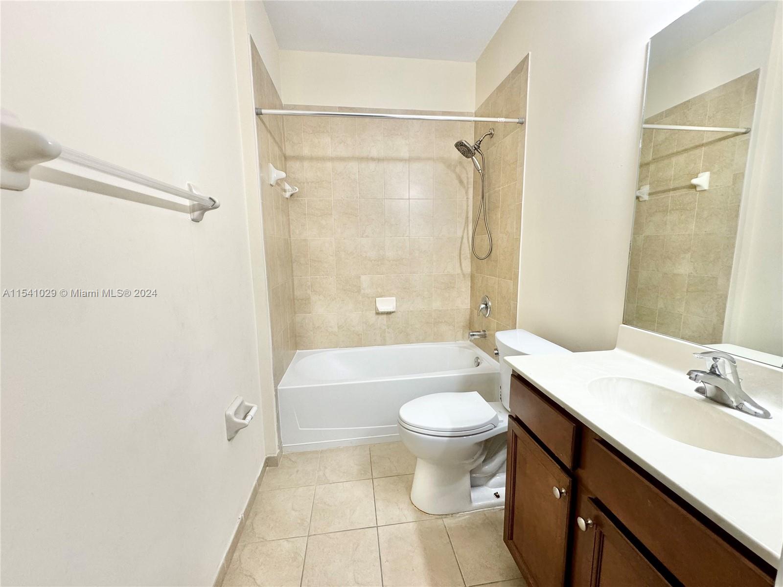 8740 NW 97th Ave # 105