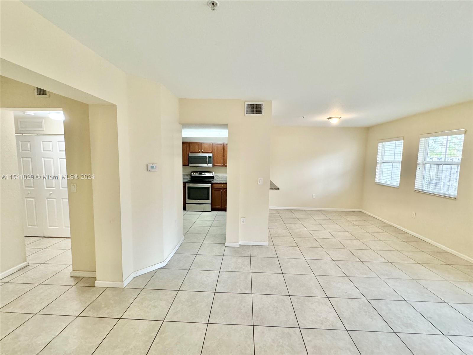 8740 NW 97th Ave # 105