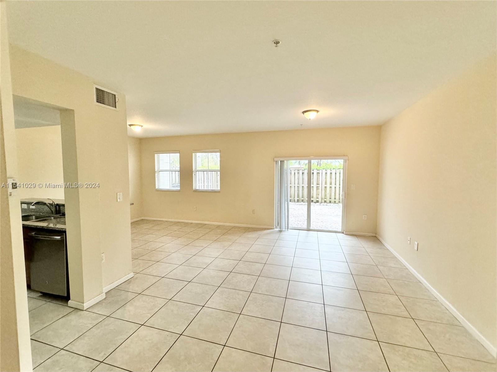 8740 NW 97th Ave # 105