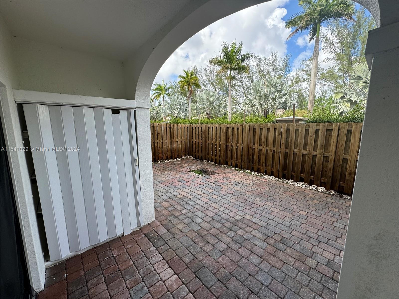 8740 NW 97th Ave # 105