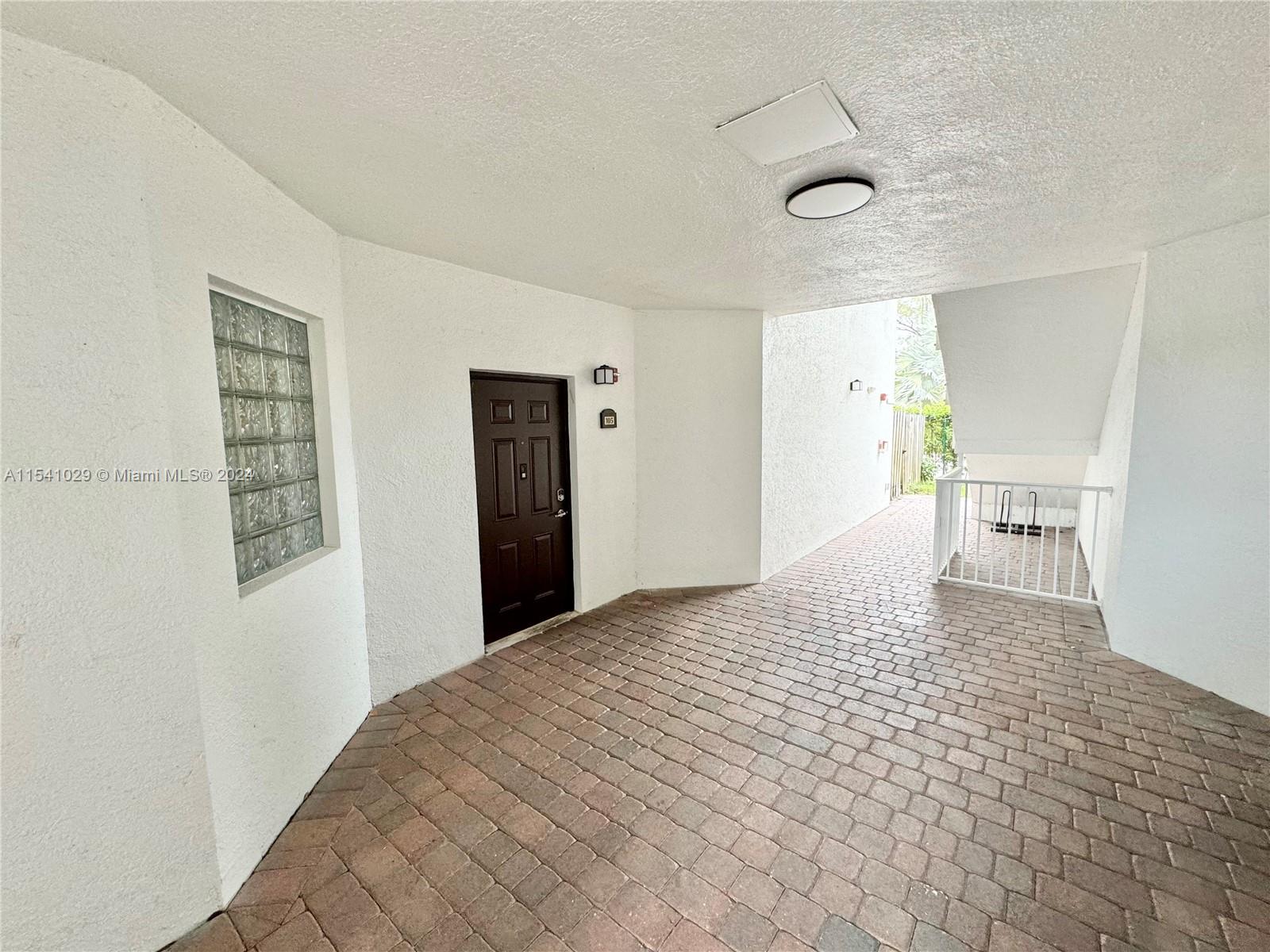 8740 NW 97th Ave # 105