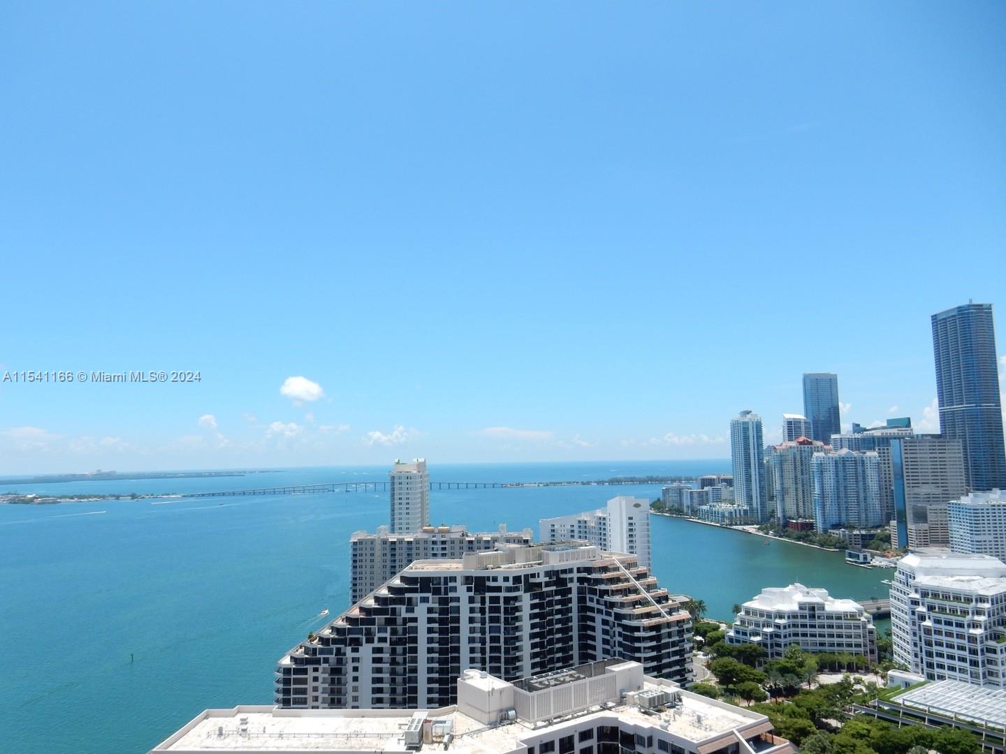 848 Brickell Key Dr # 3303