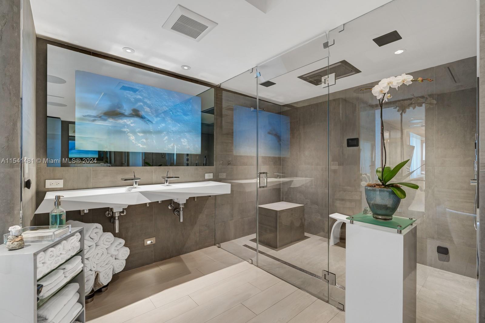 1331 Brickell Bay Dr # 3211