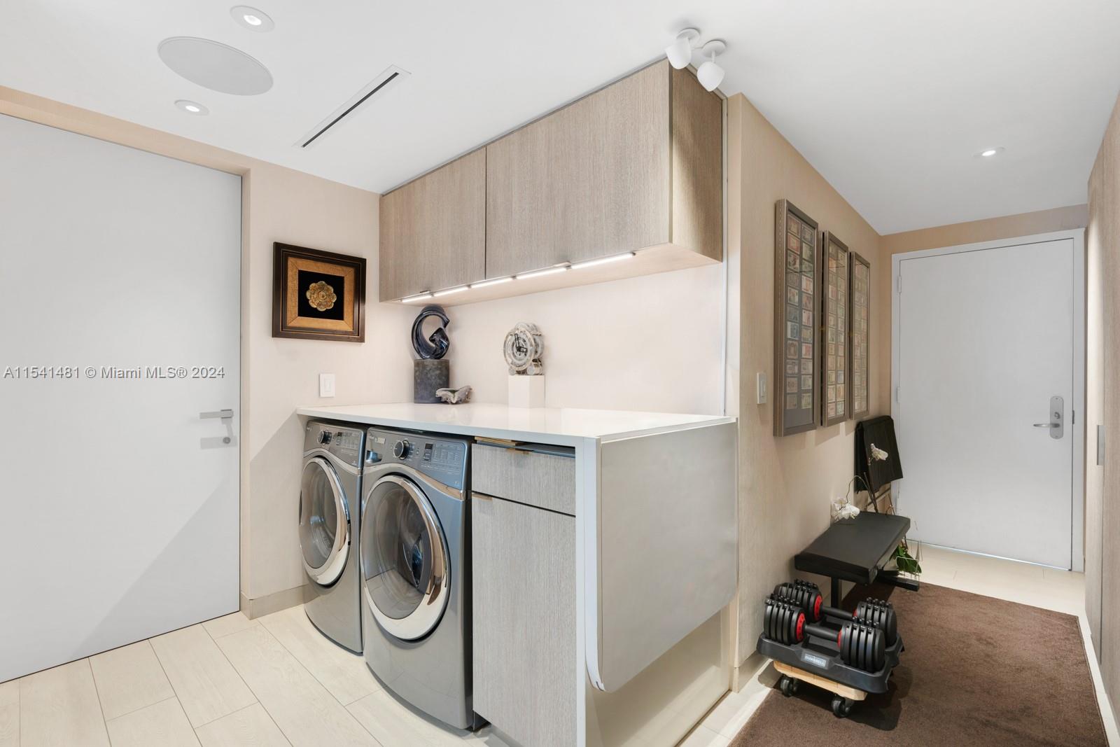 1331 Brickell Bay Dr # 3211