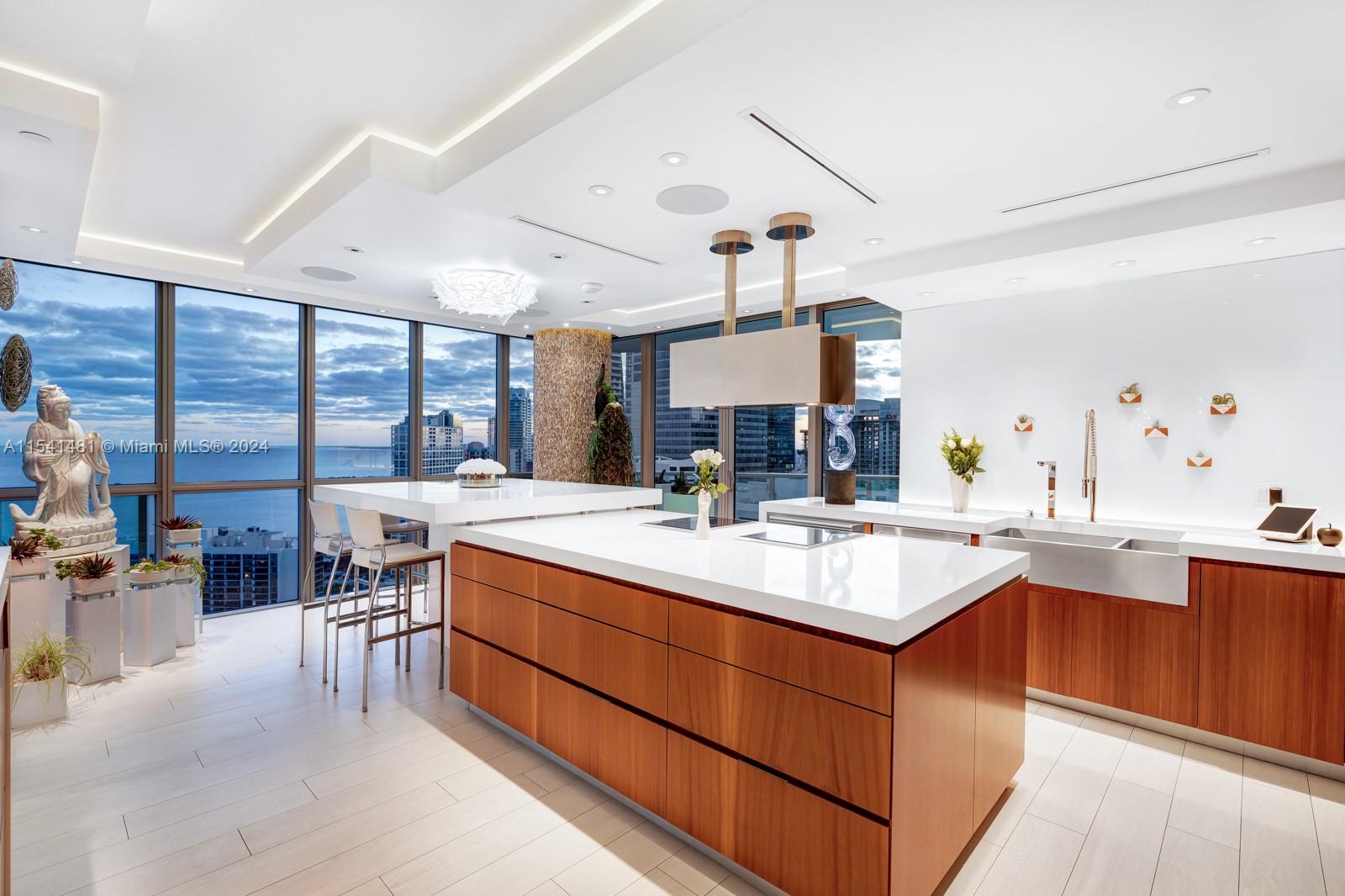 1331 Brickell Bay Dr # 3211