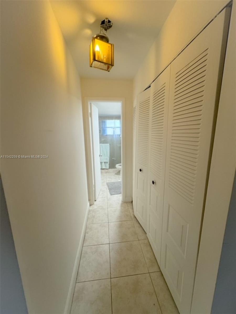 9800 SUNRISE LAKES BLVD Unit: 109