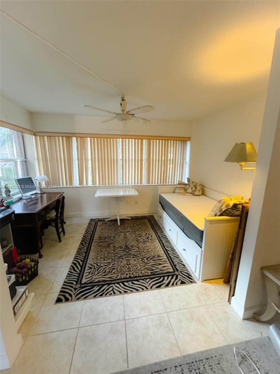 9800 SUNRISE LAKES BLVD Unit: 109