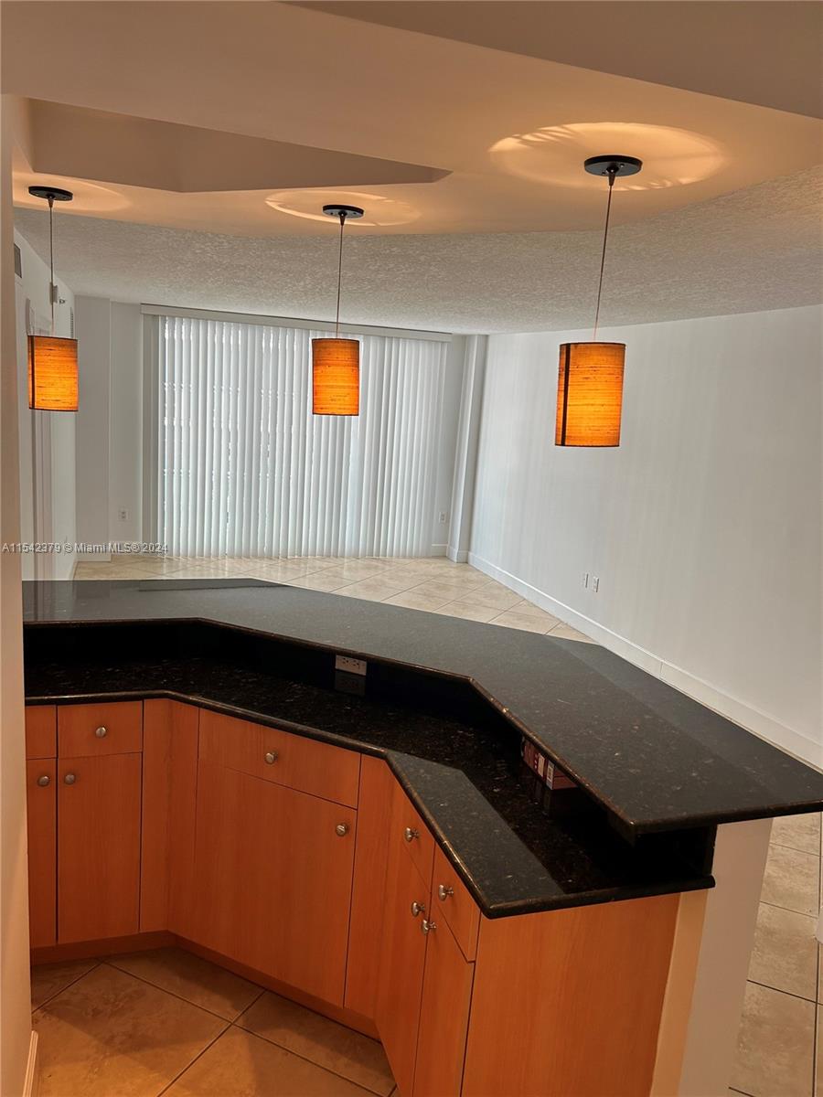 6917 Collins Ave # 912