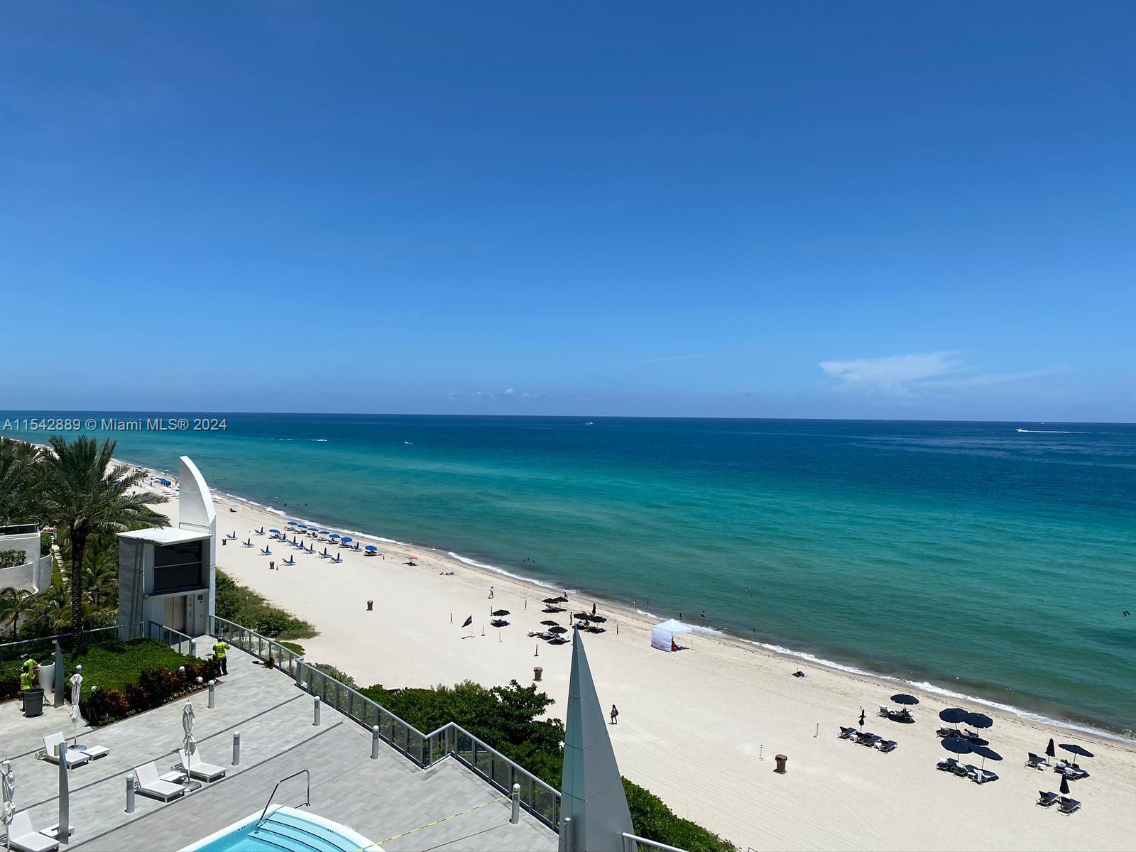 17121 Collins Ave # 903