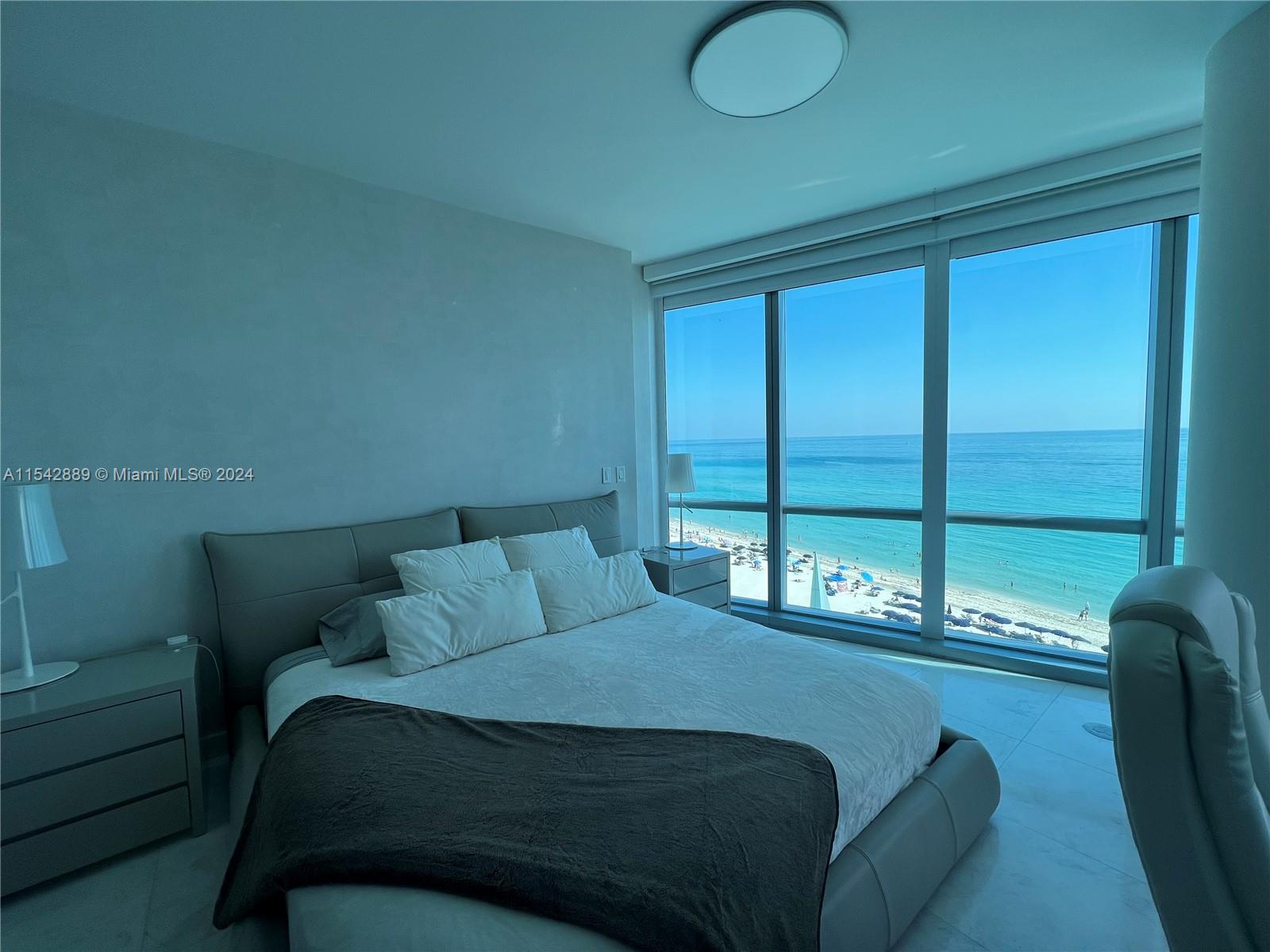 17121 Collins Ave # 903