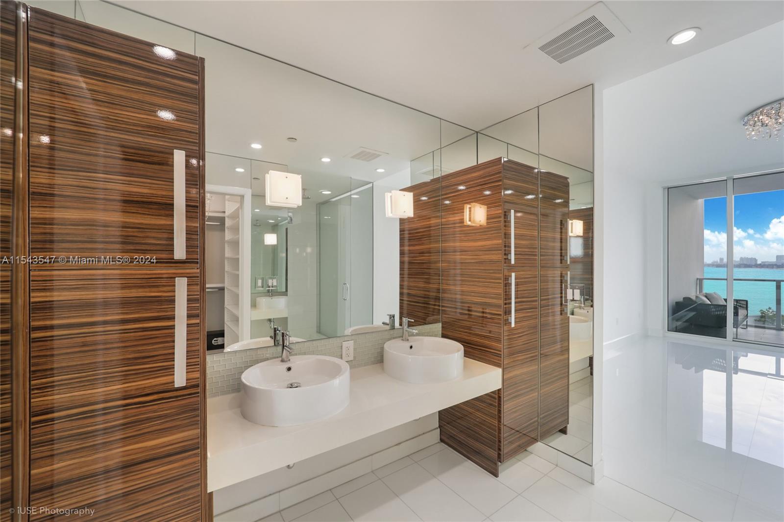 2020 N Bayshore Dr # 708
