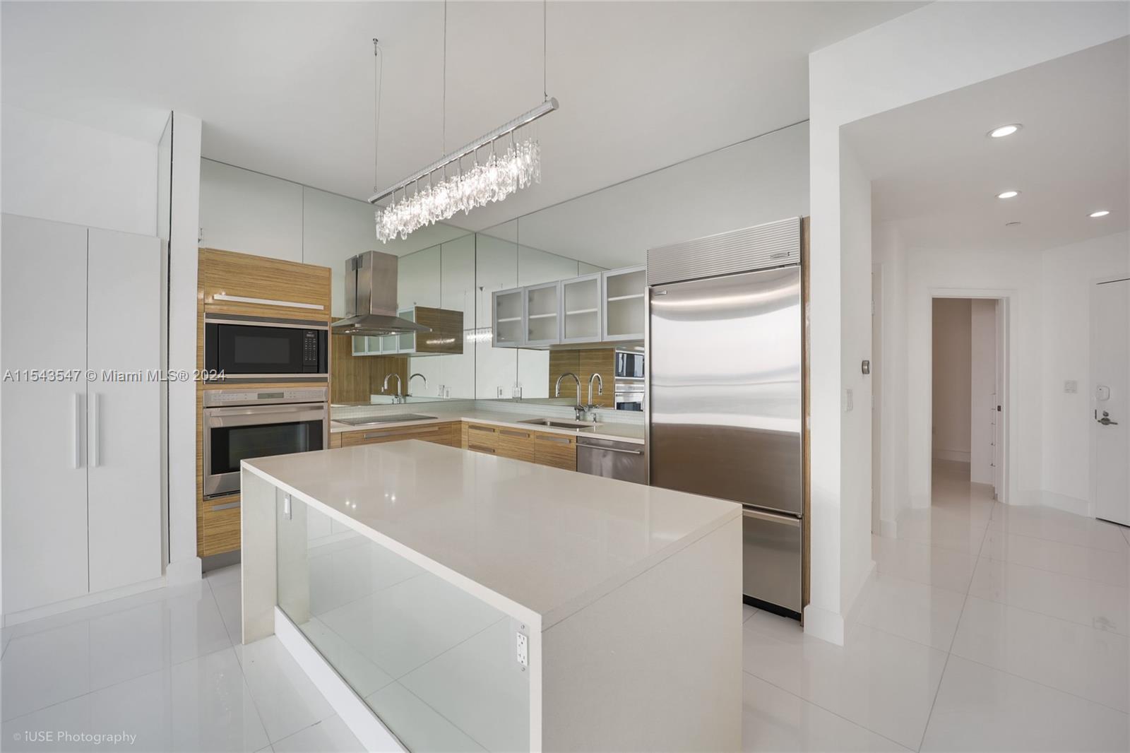 2020 N Bayshore Dr # 708