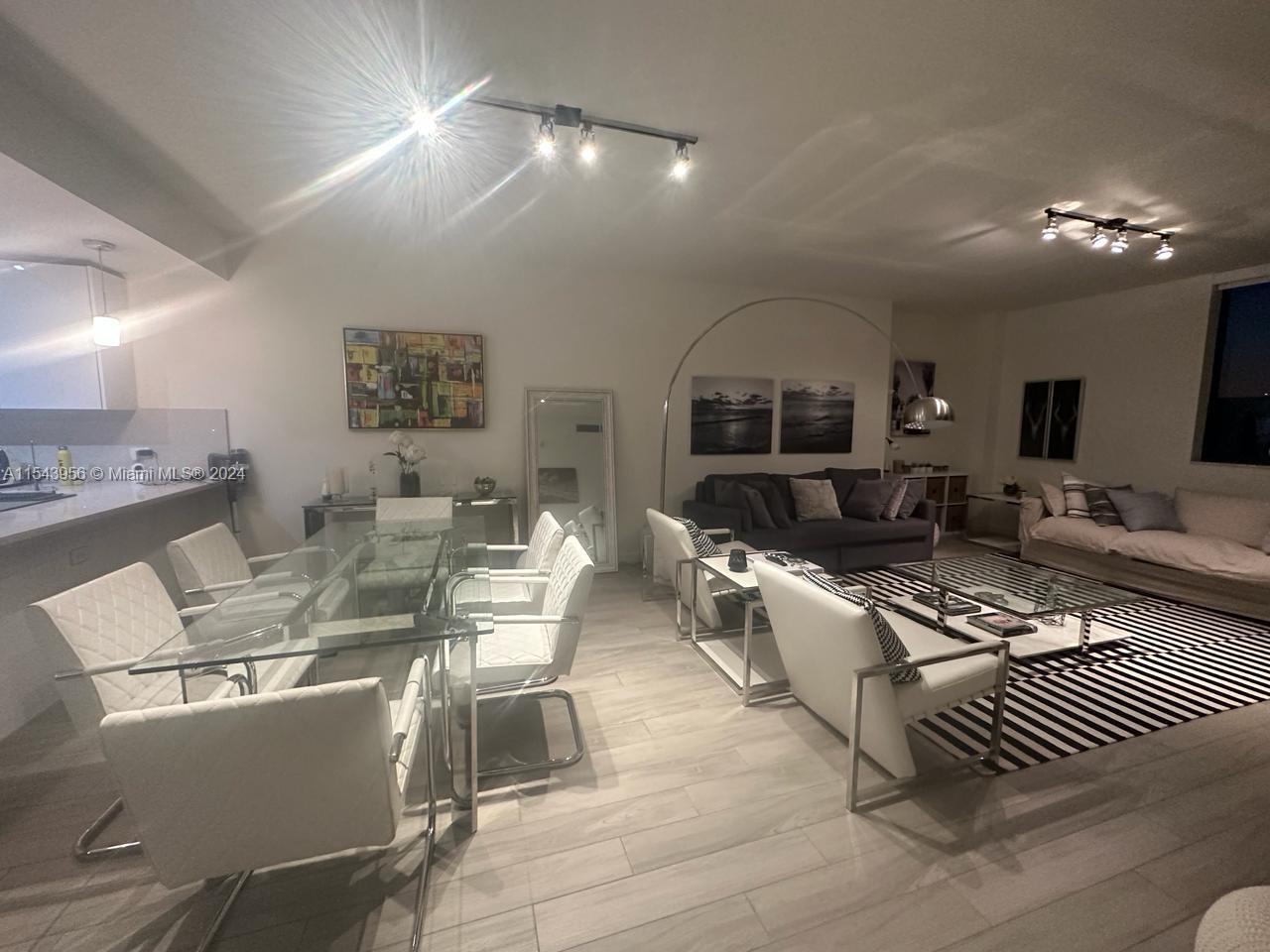 999 SW 1 AVE # 2313