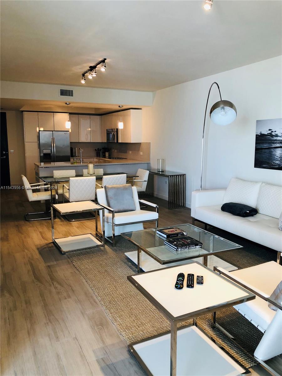 999 SW 1 AVE # 2313