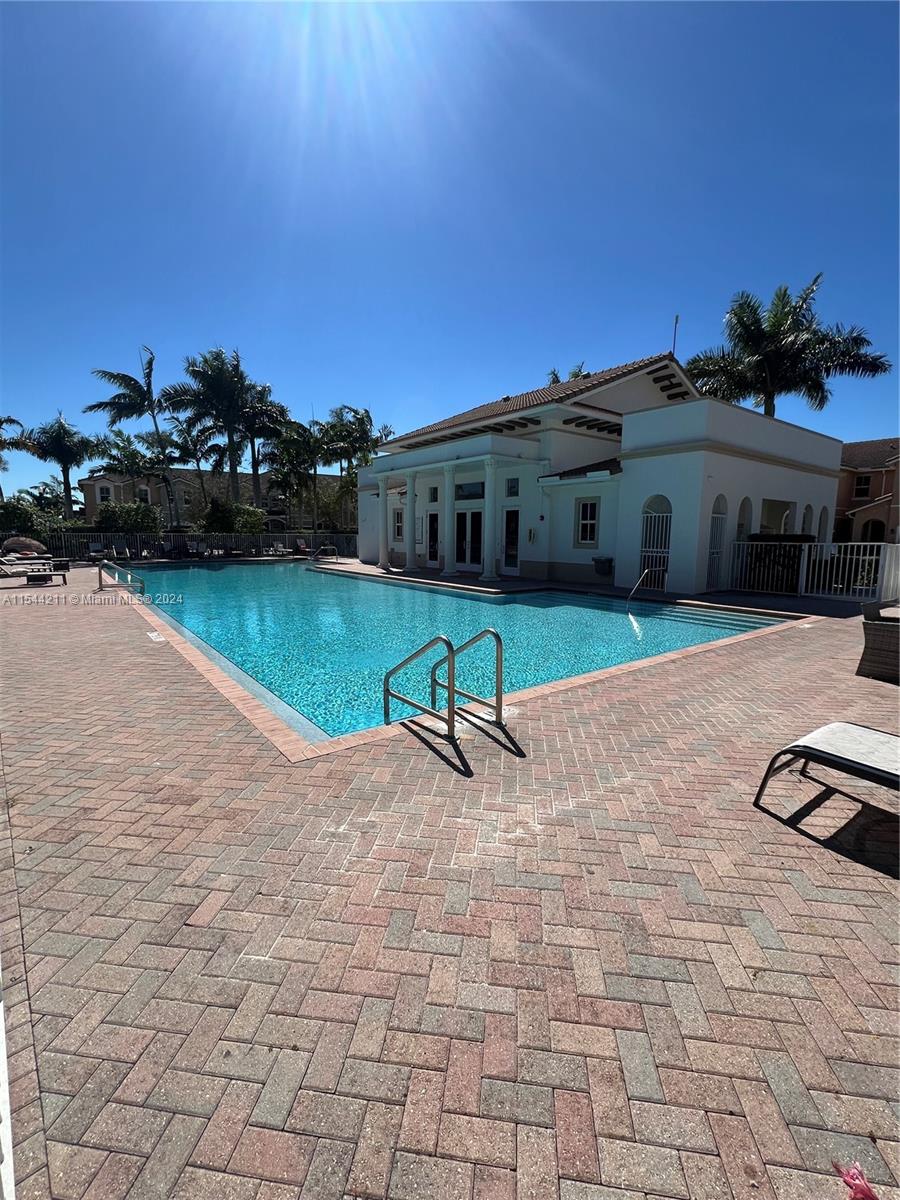 1421 SE 24th Dr # 1421