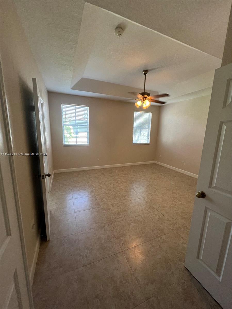 1421 SE 24th Dr # 1421