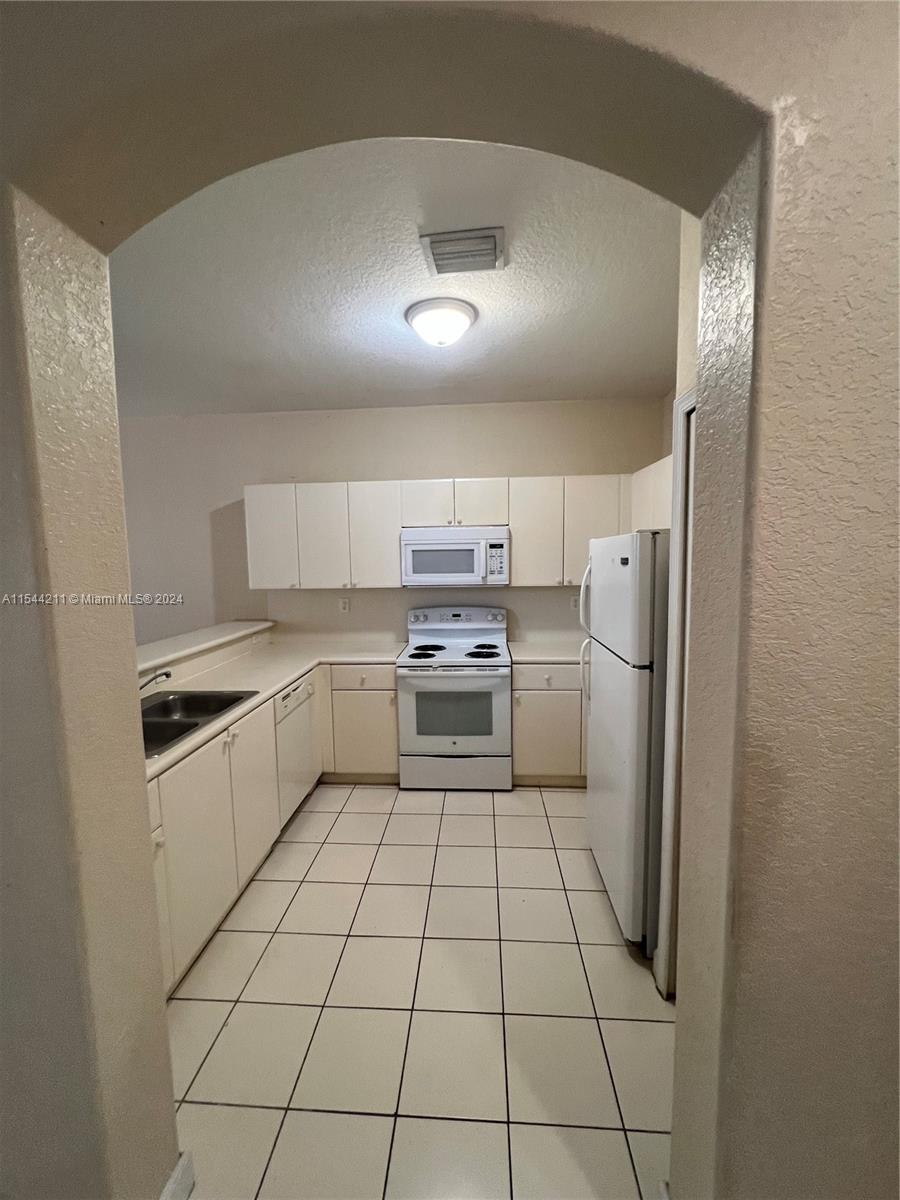1421 SE 24th Dr # 1421