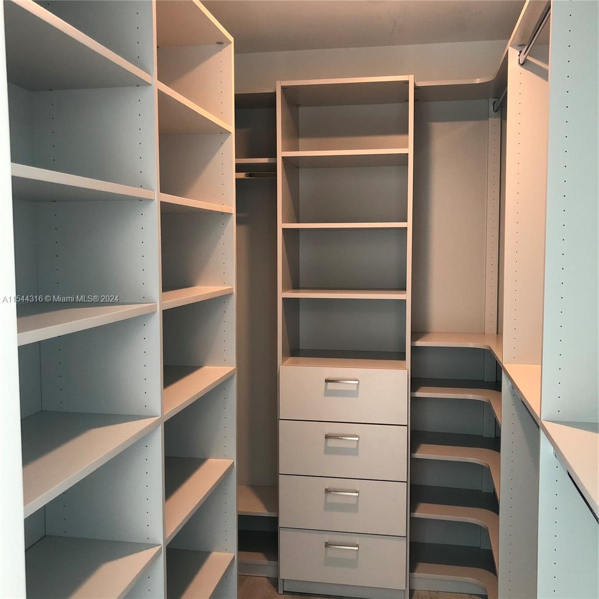 1080 Brickell Ave # 2207