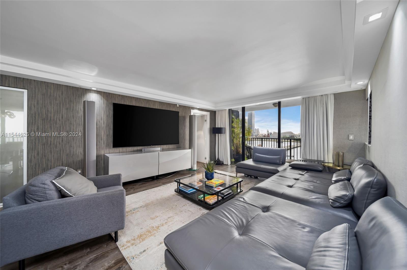 801 N Venetian Dr # 1107