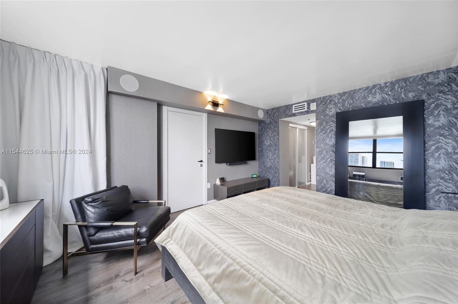 801 N Venetian Dr # 1107