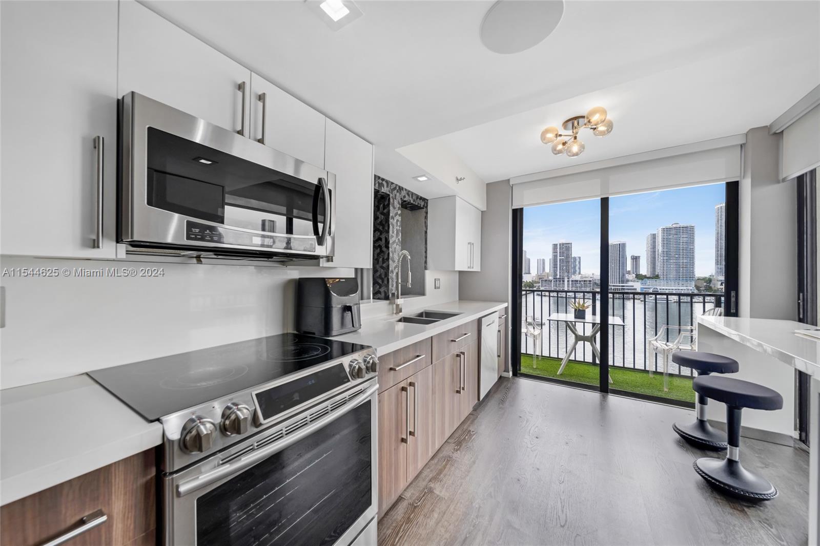 801 N Venetian Dr # 1107