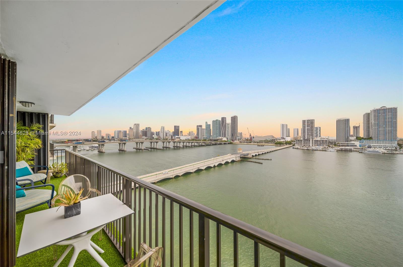 801 N Venetian Dr # 1107