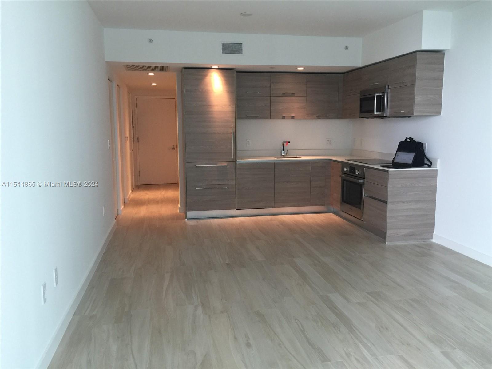 1300 S Miami Ave Unit: 3308